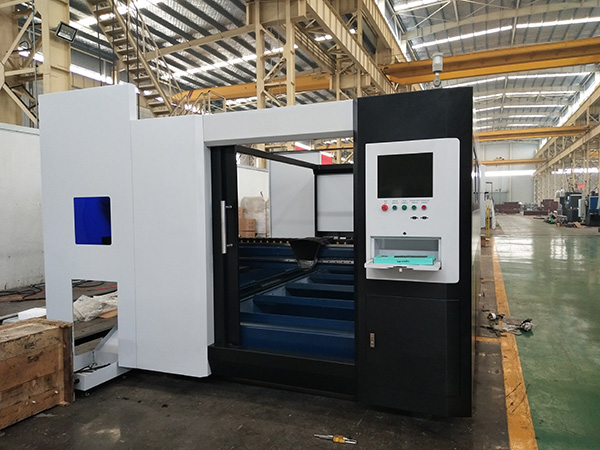 உயர் துல்லிய 3000x1500 மிமீ சிறிய 1000w 1500w ஃபைபர் லேசர் கட்டிங் மெஷின் விலை